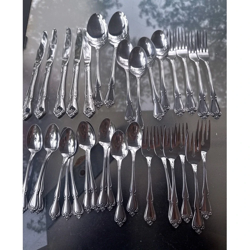 Oneida 1881 Rogers Flatware Set 33pc Baroque Rose Stainless Silverware Floral EX